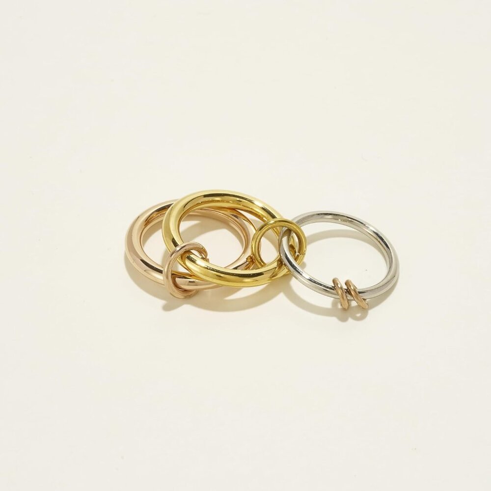 Elegant Stackable Trio Linked Ring - Hypoallergen… - image 4